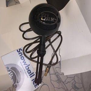 (SOLD)Blue snowball ICE Condenser microphone